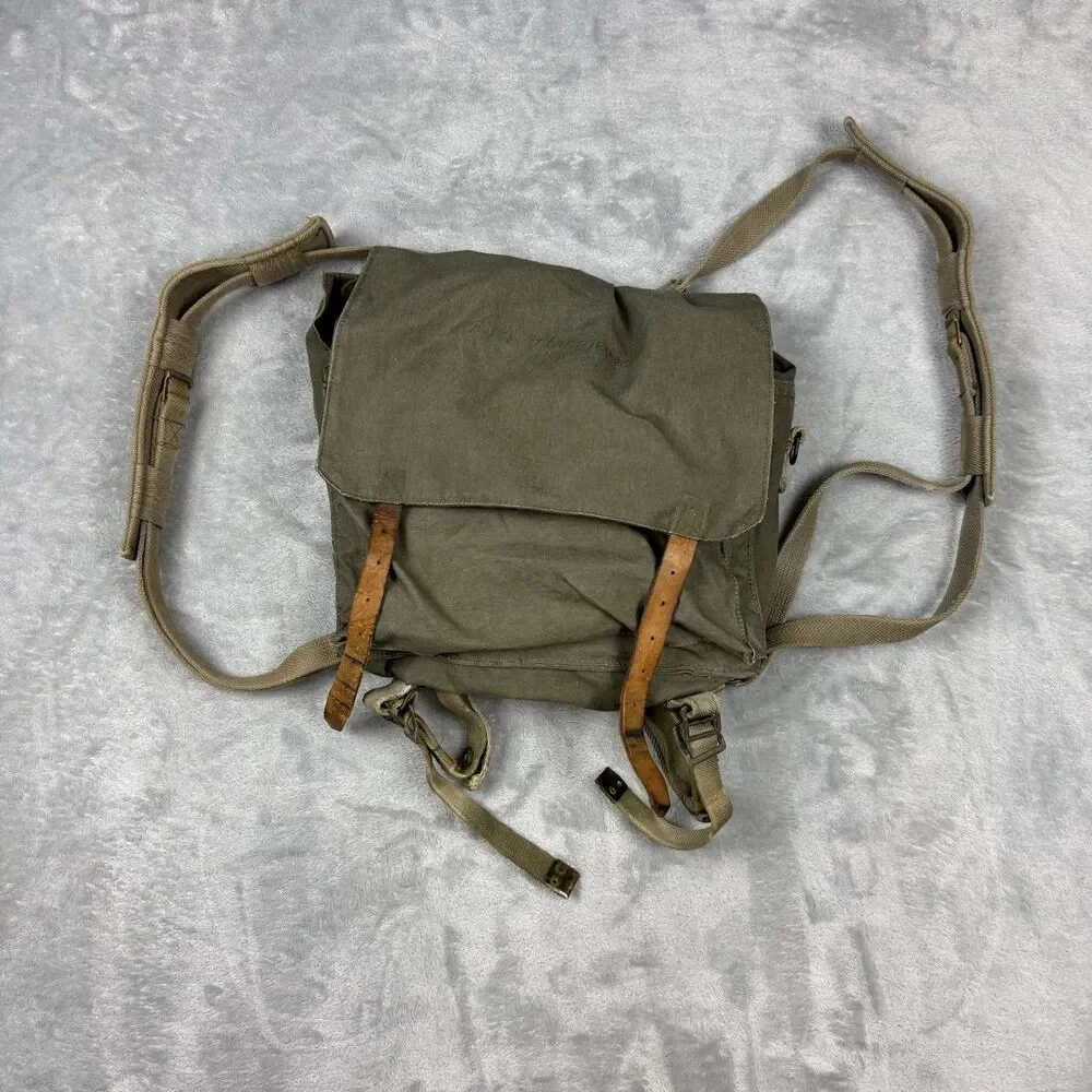 Vintage Military Canvas Field Backpack Olive Drab Leather Strap Rucksack M77